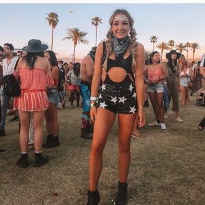 Gretchen Gahrety star shorts